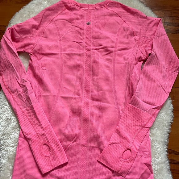 LULULEMON | Swiftly Tech Long Sleeve - Picture 3 of 4